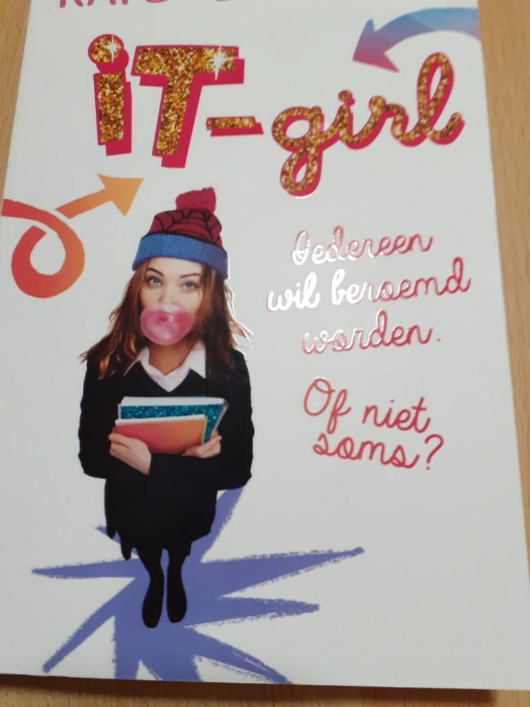 IT-GIRL Katy Birchall iedereen wil beroemd worden . of niet, Ophalen of Verzenden, Zo goed als nieuw