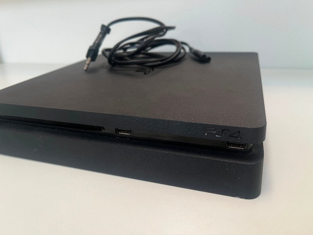 PS4 - Herinstallatie nodig, 500 GB, Ophalen of Verzenden, Zonder controller, Niet werkend