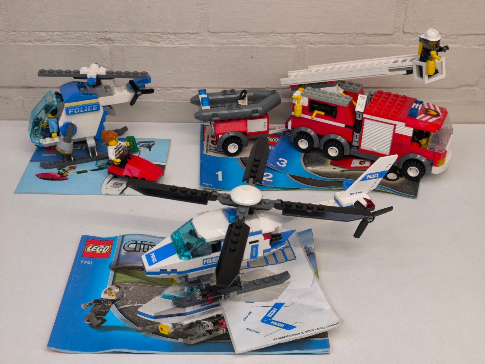 3 setjes Brandweerwagen met boot en 2x Politiehelikopter, Enlèvement ou Envoi, Lego, City