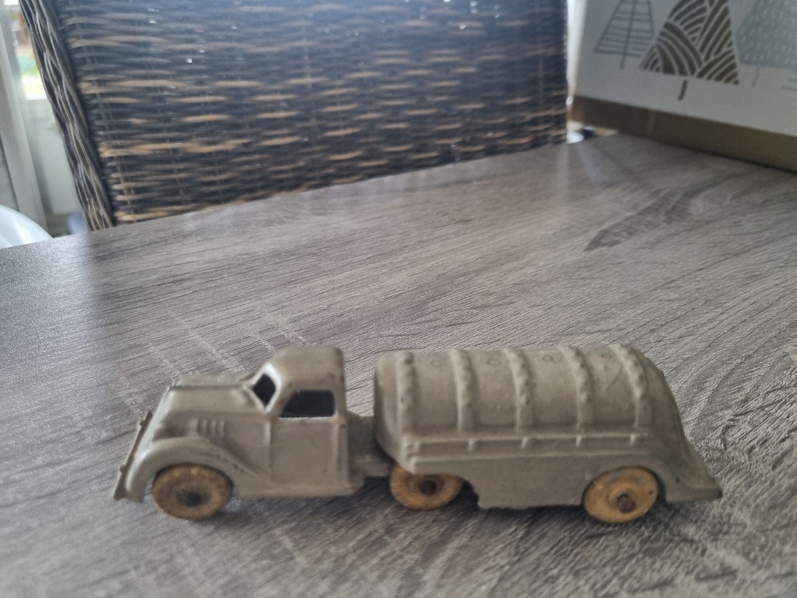 Antieke speelgoedwagen, Enlèvement ou Envoi