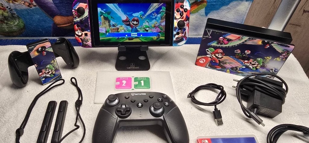 aangepaste mario switch-console + game +controller+garantie, Games en Spelcomputers, Games | Nintendo Switch, Gebruikt, Ophalen of Verzenden