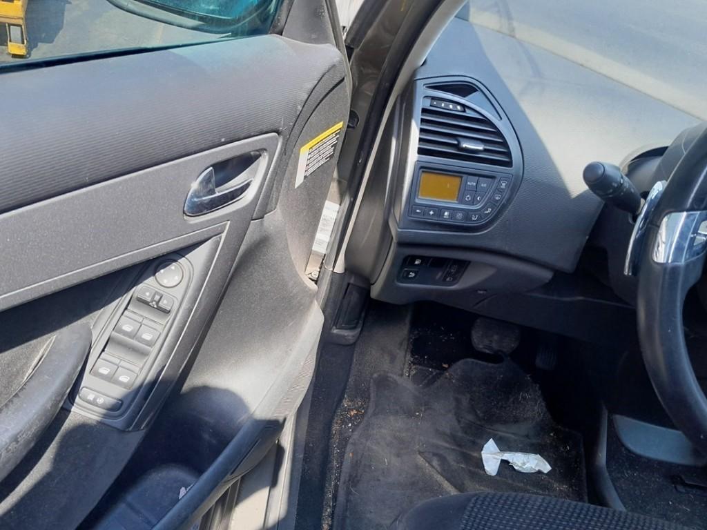 RAAMSCHAKELAAR Citroën C4 Grand Picasso (UA), Gebruikt, Citroën