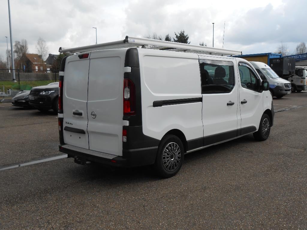 OPEL VIVARO NAVI CAMERA 6PL 132000KM 1STE EIGENAAR, Voorwielaandrijving, Stof, Euro 6, Wit