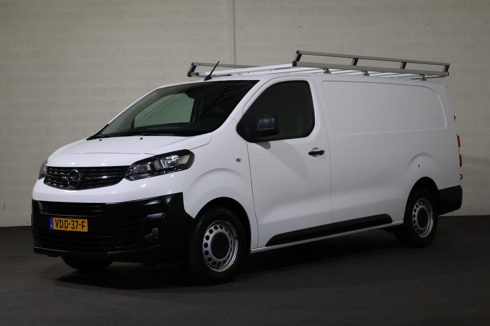 Opel Vivaro 1.5 CDTI L2 H1 Edition Airco Imperiaal (Wordt ve, 186 g/km, Parkeersensor, Wit, Te koop