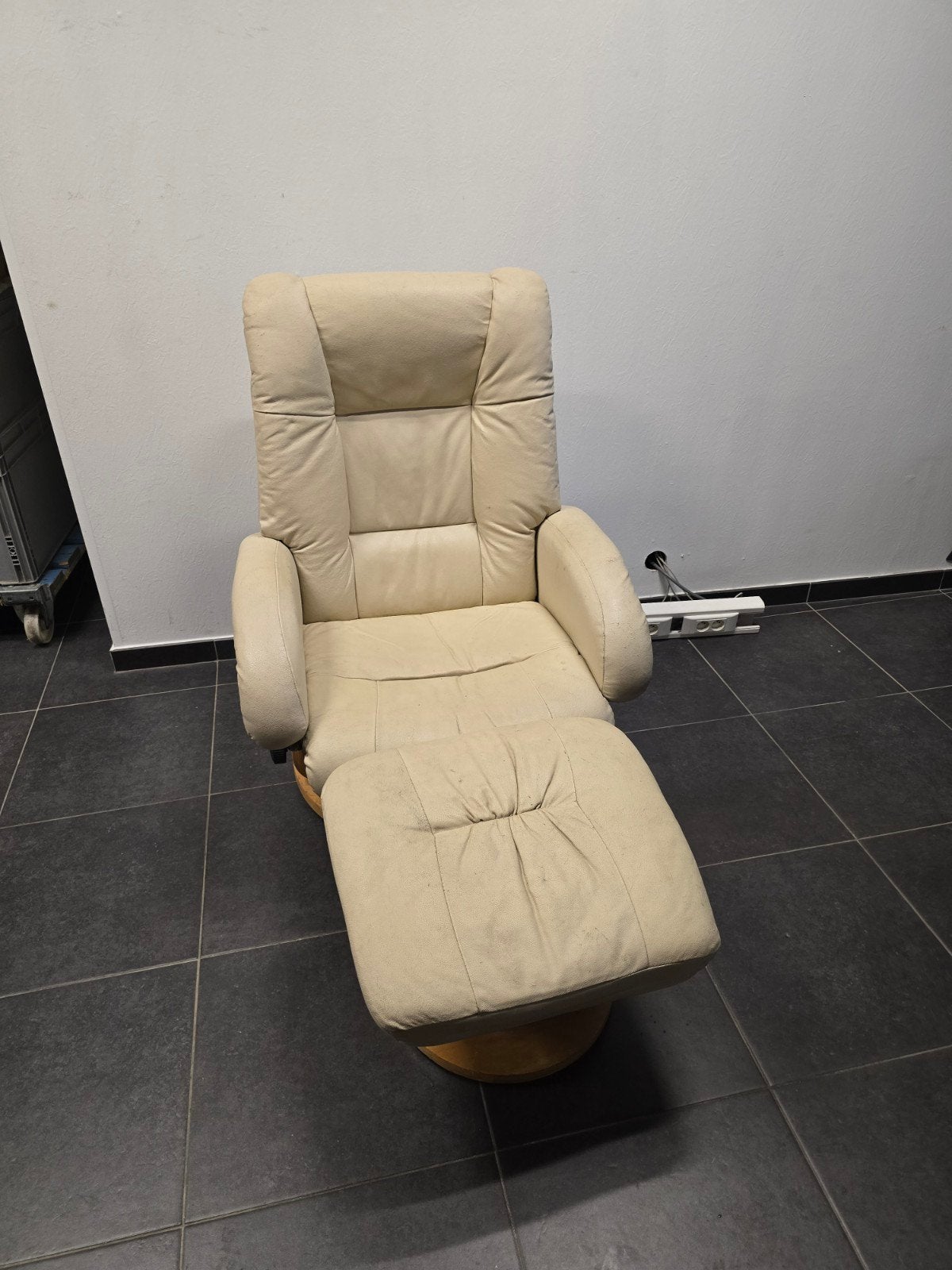 GRATIS Scandinavische relaxfauteuil compleet, Ophalen, Gebruikt, Relax stoel, 50 tot 75 cm