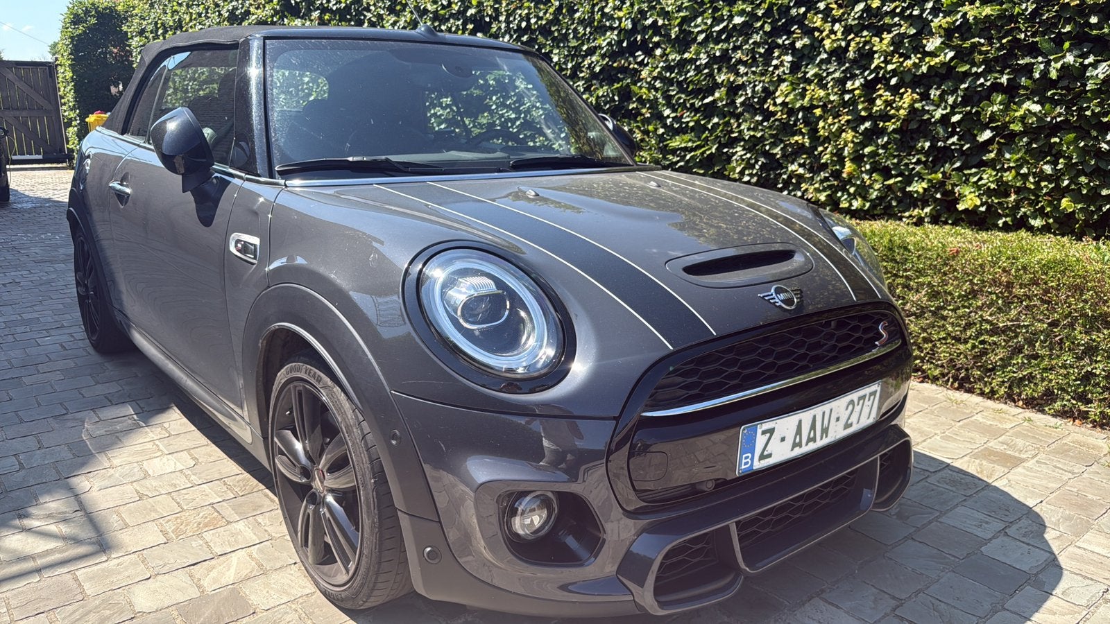 MINI Cooper S Cabrio | John Cooper Works Pakket | BTW wagen, Cabriolet, 131 kW, Leder, Bi-Xenon koplampen