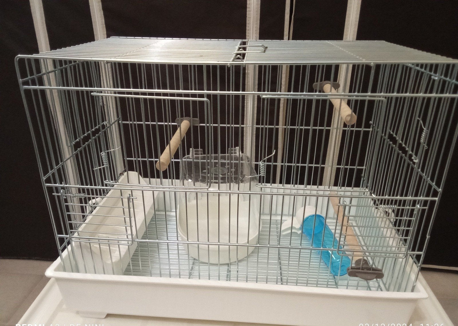 Cage pour oiseaux, Bois