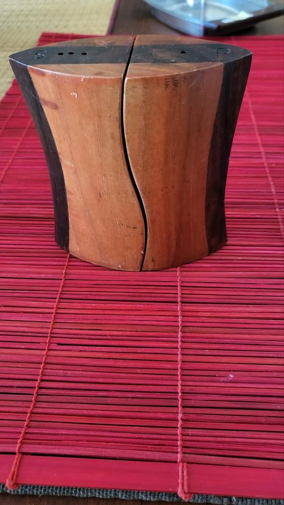 Handgemaakte vintage peper- en zoutvaatje, Ophalen