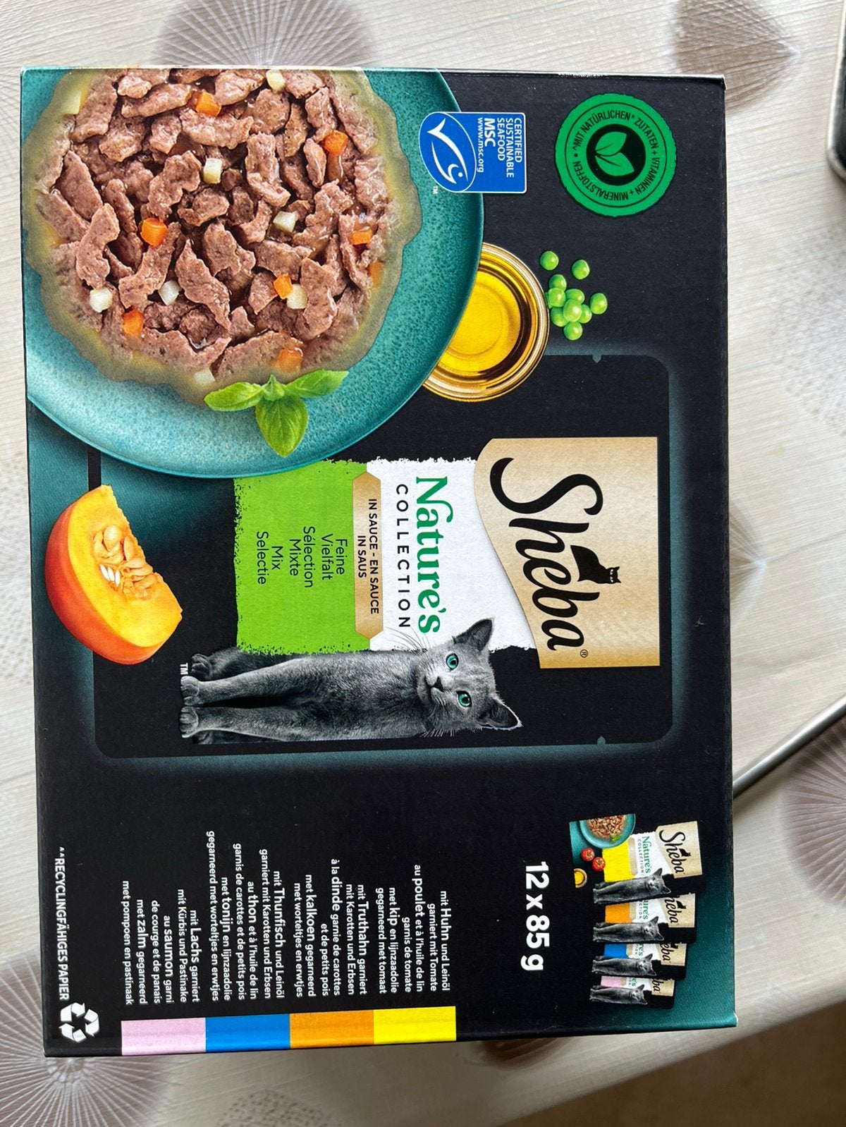Katten eten, Ophalen, Nieuw