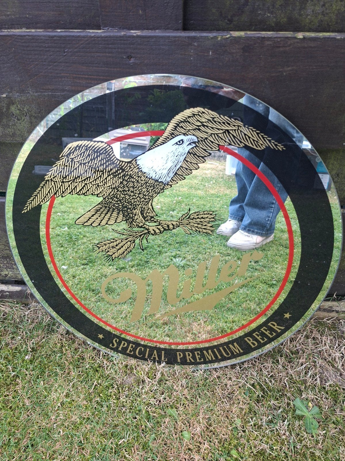 Miller premium beer, Ophalen