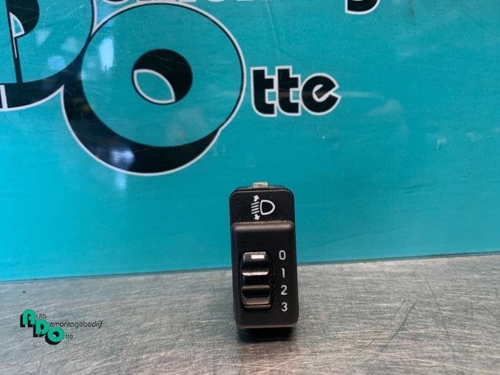 Commutateur phare hauteur réglable d'un Opel Agila (Agila 0, -, Opel, 3 mois de garantie, Utilisé