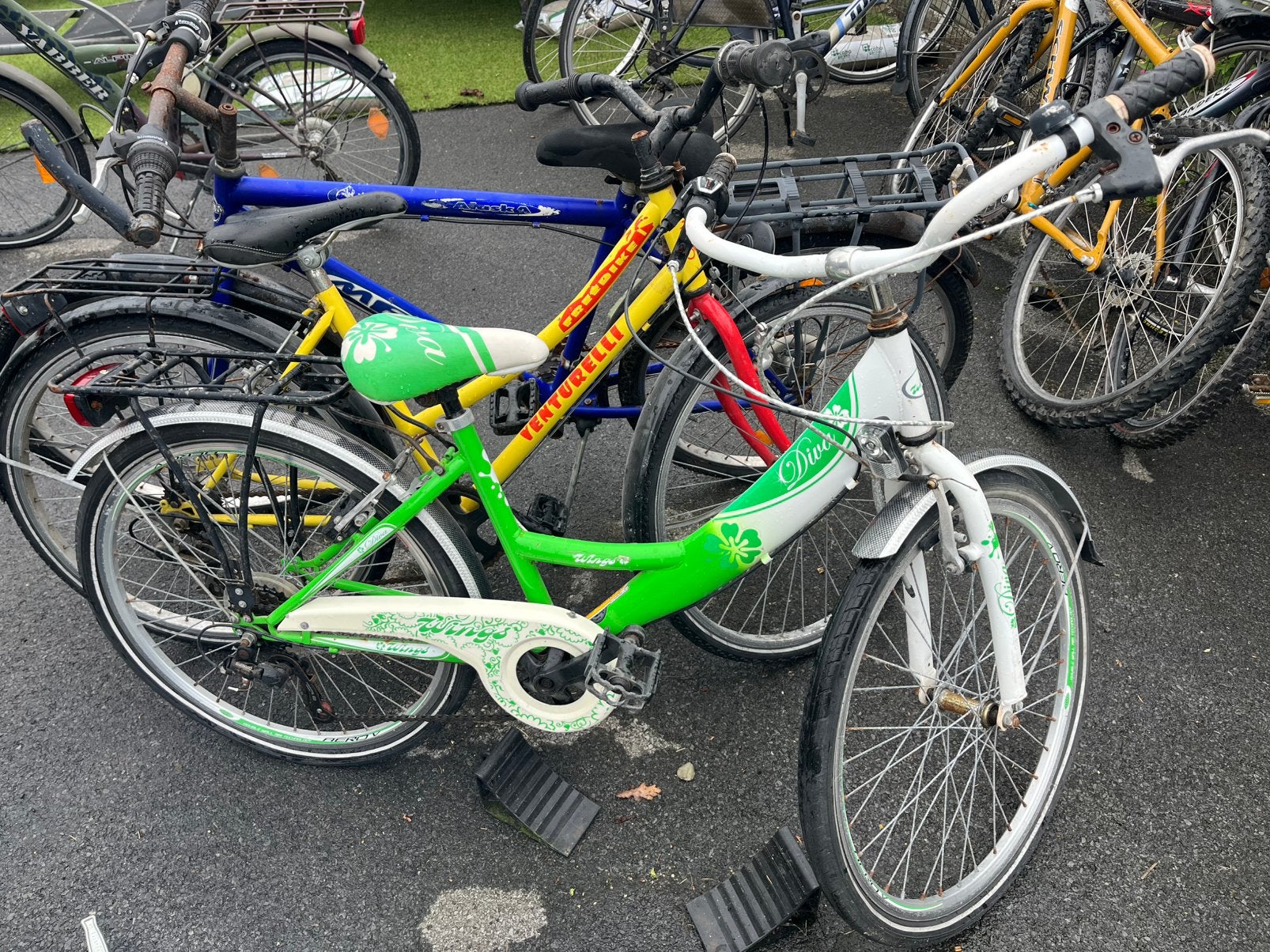 Les filles font le cycle 24' 65, la partie 110 pour les 2, Enlèvement, Utilisé, 24 pouces