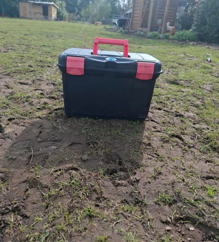 Poetskist voor paardenspullen, Dieren en Toebehoren, Ophalen