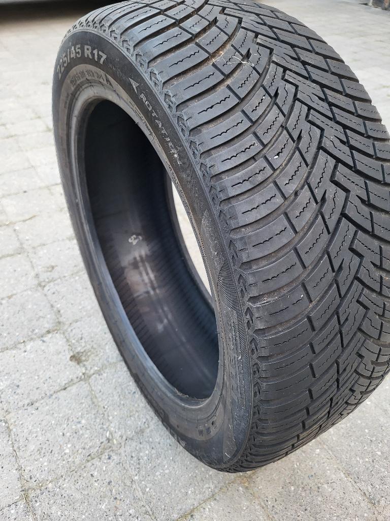 Pneus hiver, Autos : Pièces & Accessoires, Pneus hiver, Enlèvement, 225 mm, Pneu(s)