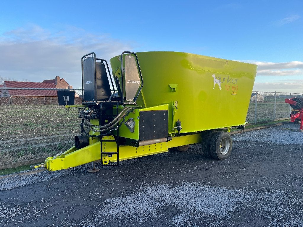 Storti mengvoerwagen, Ophalen