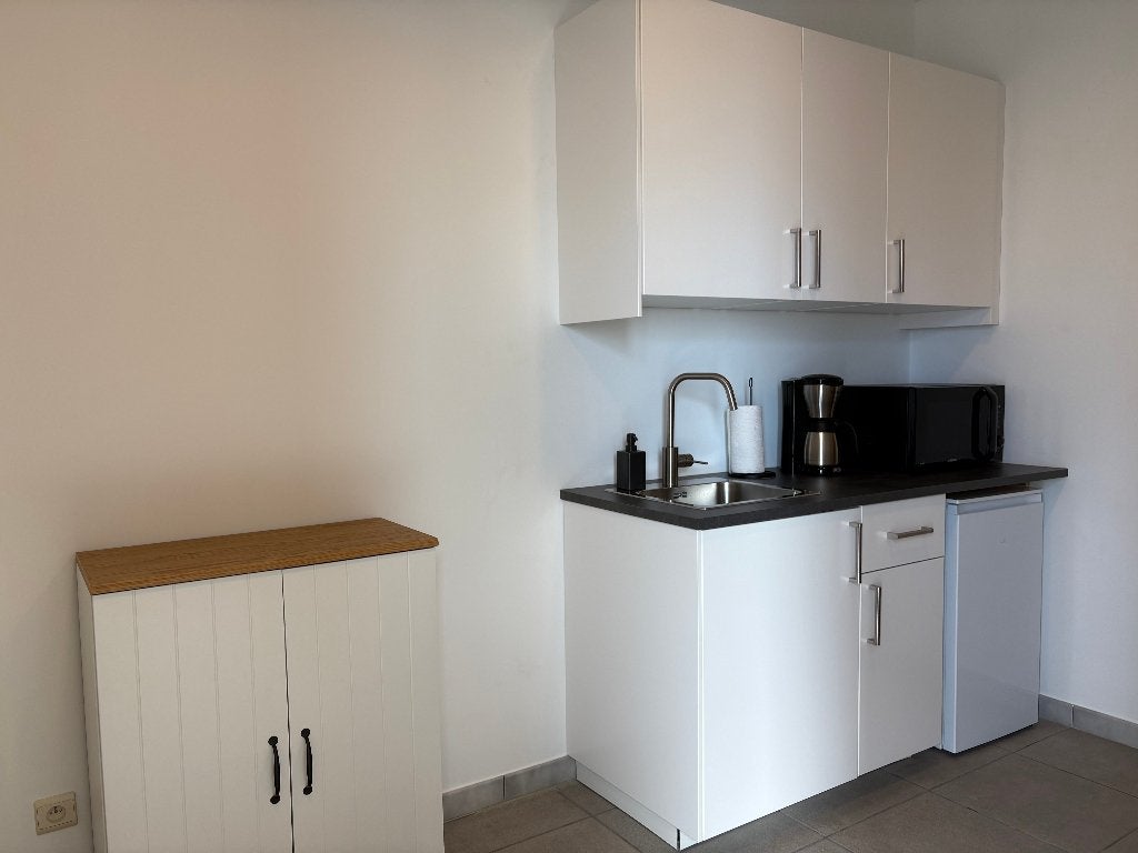 Kantoor - bureauruimte (met keuken), Immo, 20 tot 35 m², Provincie West-Vlaanderen