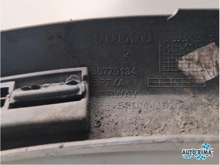 Wielrand voor van een Volvo C30, Gebruikt, -, -, Ophalen of Verzenden
