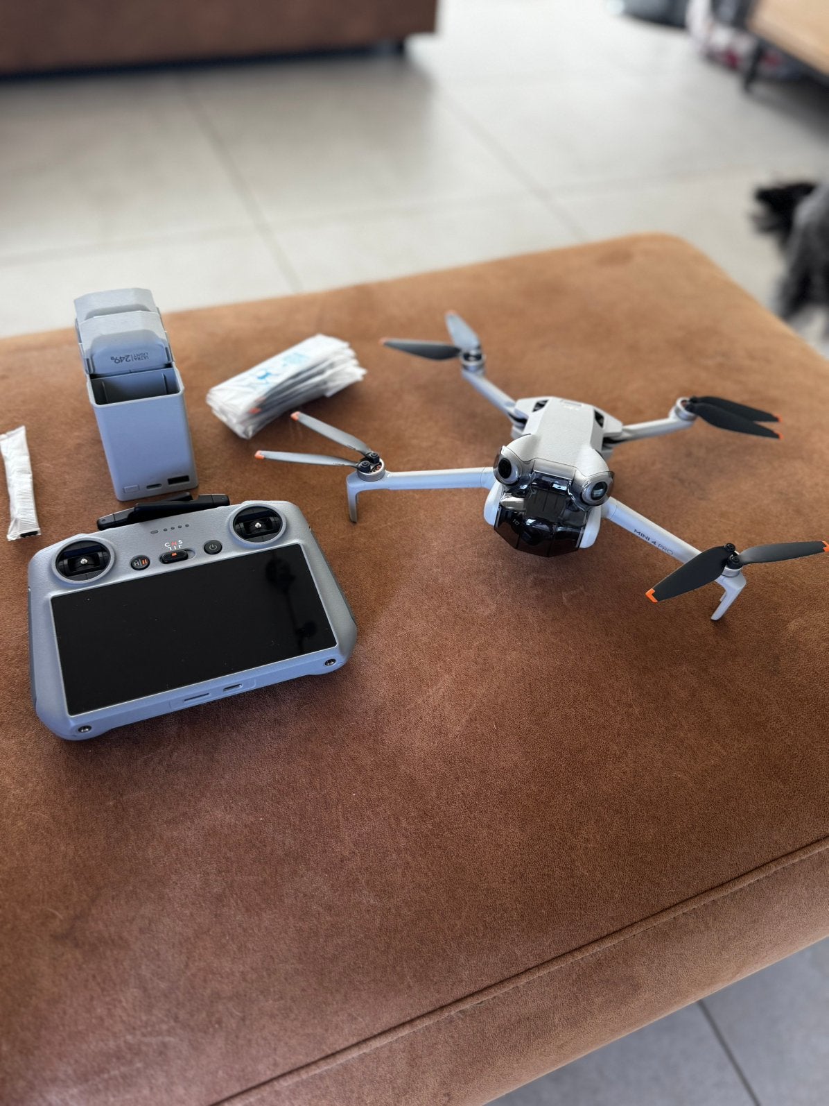 Dji mini 4 PRO fly more bundle, Enlèvement, Comme neuf, DJI
