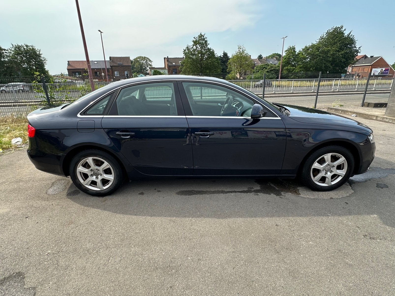 Echange audi A4 boite auto contre véhicule avec isofix, Autos, Euro 5, Achat, A4, Diesel
