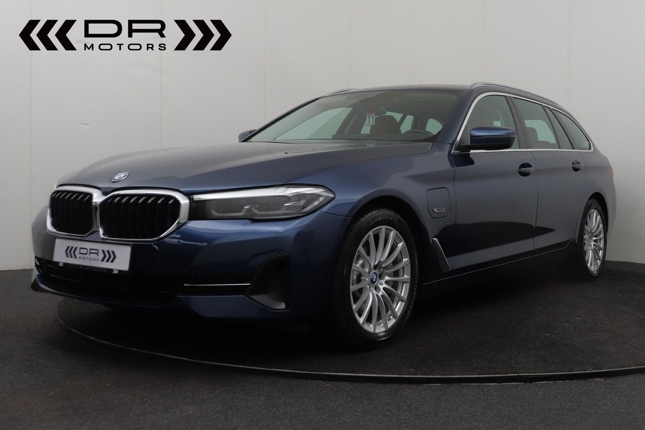 BMW 520 e PLUG IN HYBRIDE - APPLE CARPLAY ANDROID PANO - TR, Auto's, 1998 cc, 0 min, Euro 6, 5 deurs