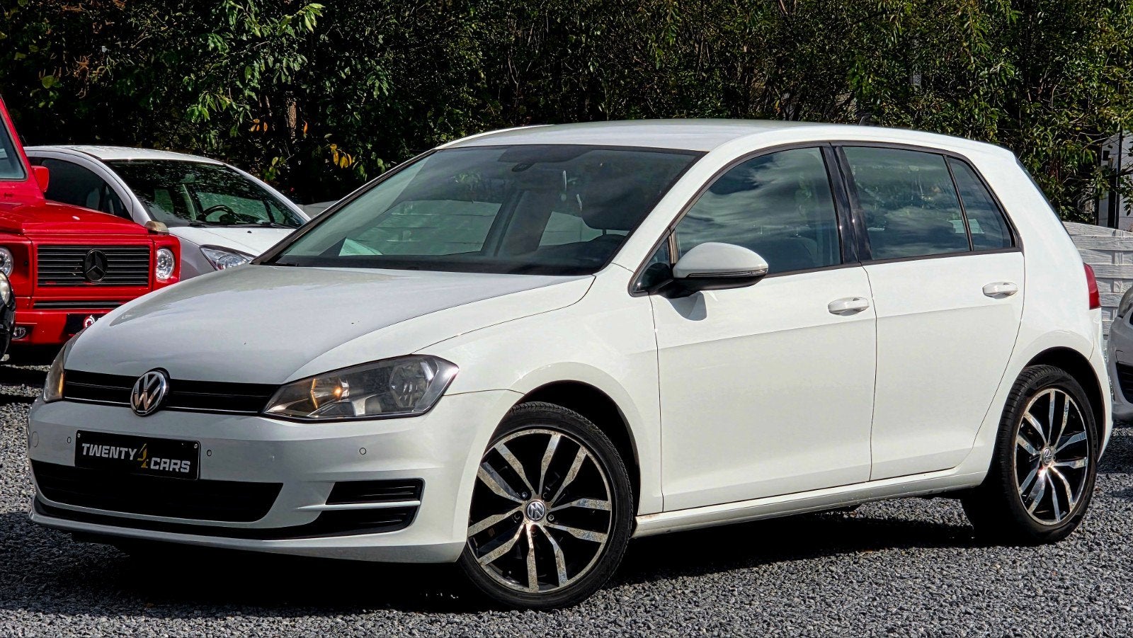 Volkswagen Golf Navi CruiseC 5Deurs ParkeerS 2014 90Pk, Auto's, Volkswagen, Voorwielaandrijving, Euro 5, Stof, Zwart