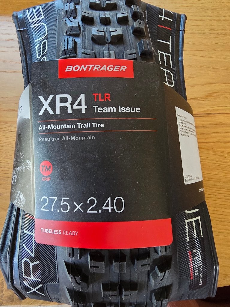 1 set bontrager XR4 27,5x2.80 & 1 losse band 2.40, Enlèvement, Neuf
