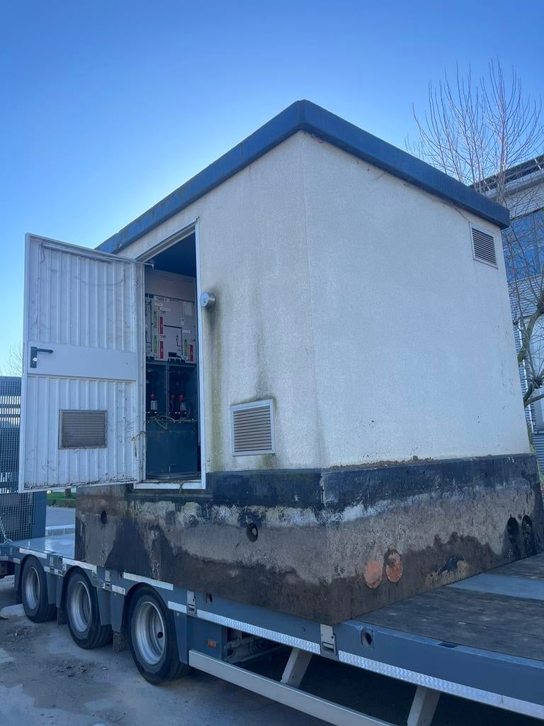 Cabine & transfo, Ophalen, Gebruikt