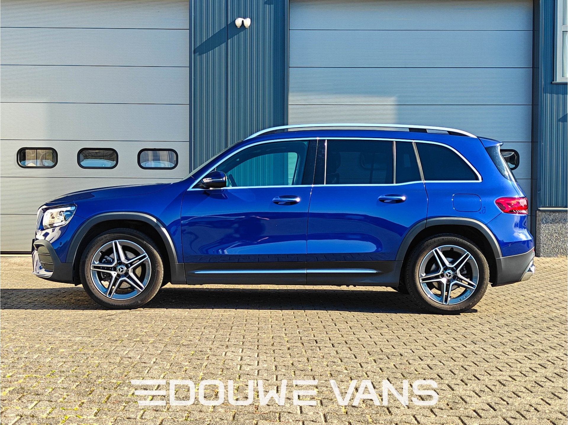 Mercedes-Benz GLB 200 Automaat Panorama AMG-Line Trekhaak Am, Auto's, 4 cilinders, Blauw, Leder en Stof, 120 kW