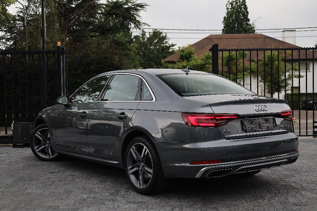 Audi A4 35 TFSI S-Line | 150pk. | Cockpit, Autos, Audi, Argent ou Gris, Entreprise, Boîte manuelle, A4