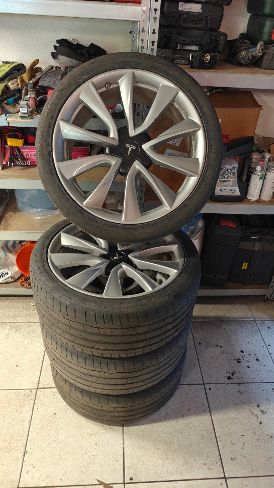 ensemble d'été original Tesla Model 3 19 pouces à vendre, Pneus et Jantes, Pneus été, 235 mm, 19 pouces