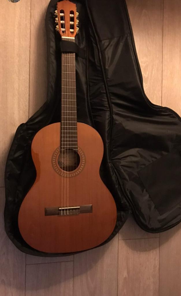 Gitaar, Ophalen, Gebruikt, Klassieke of Spaanse gitaar