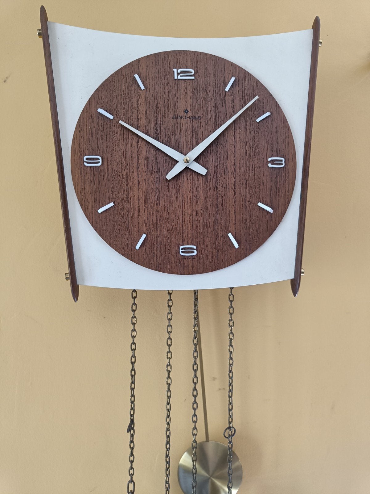 Retro wandklok Junghans, Ophalen