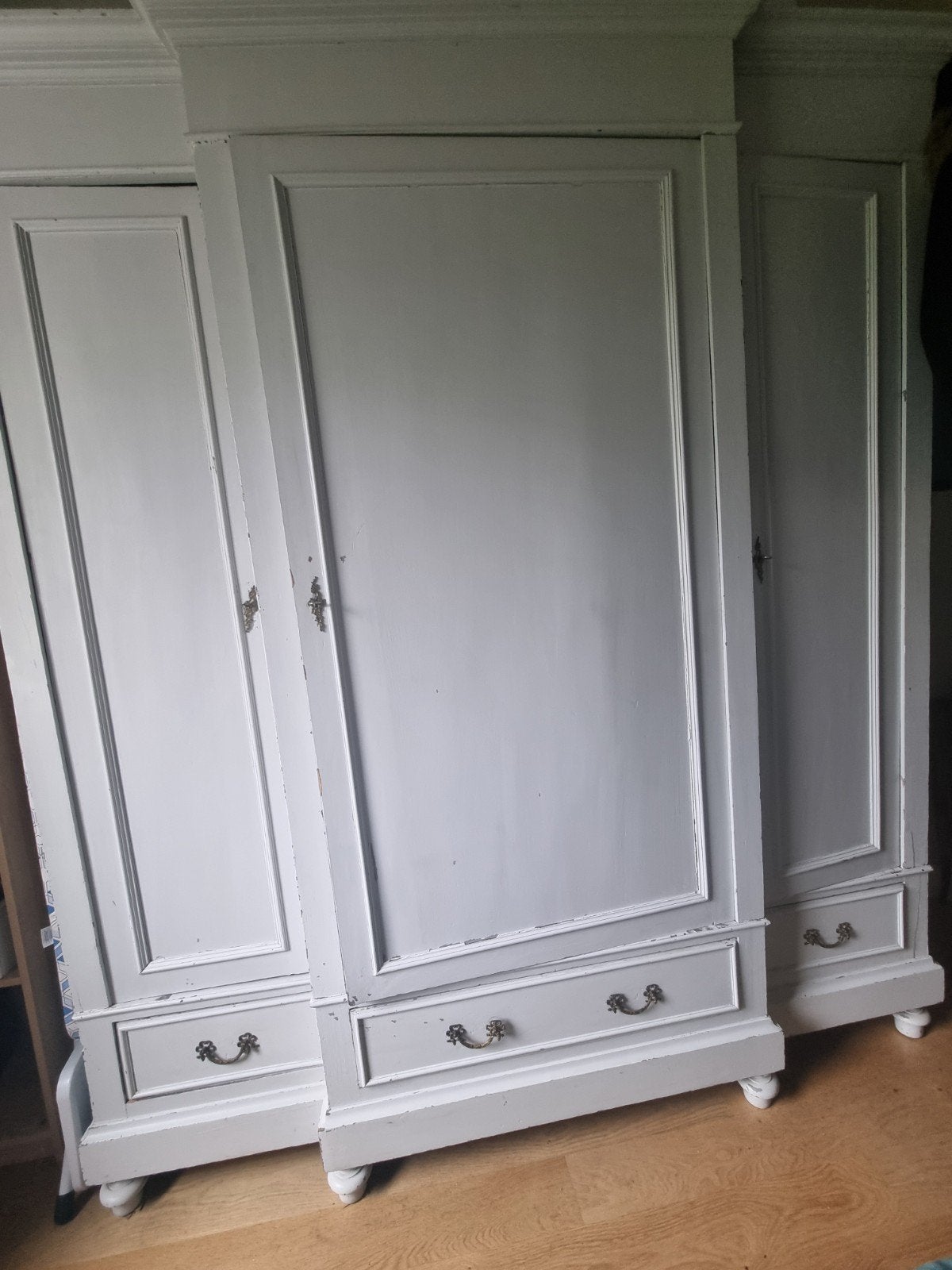 Belle armoire ancienne de quali, Enlèvement