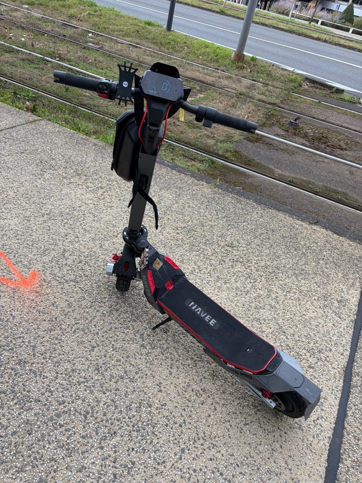 NAVEE XT5 PRO 2200 WATT COMME NEUF, Enlèvement