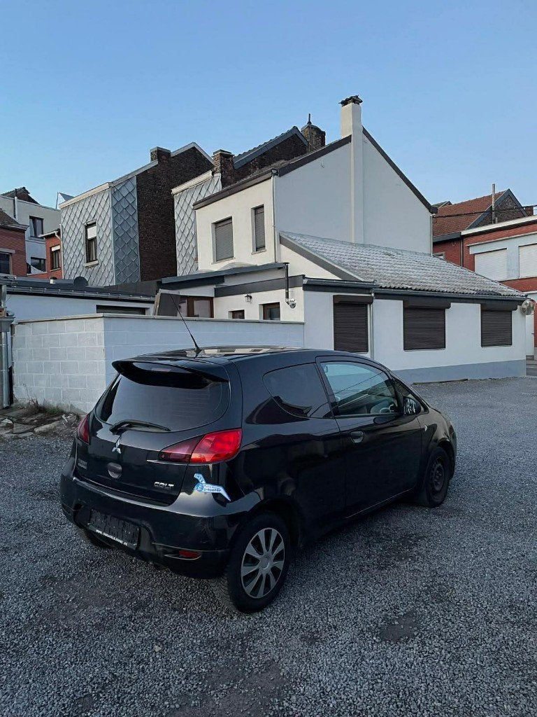 mitsubishi colt 2010 1.1i essence 0499870447, Autos, Achat, Colt, USB, 5 places