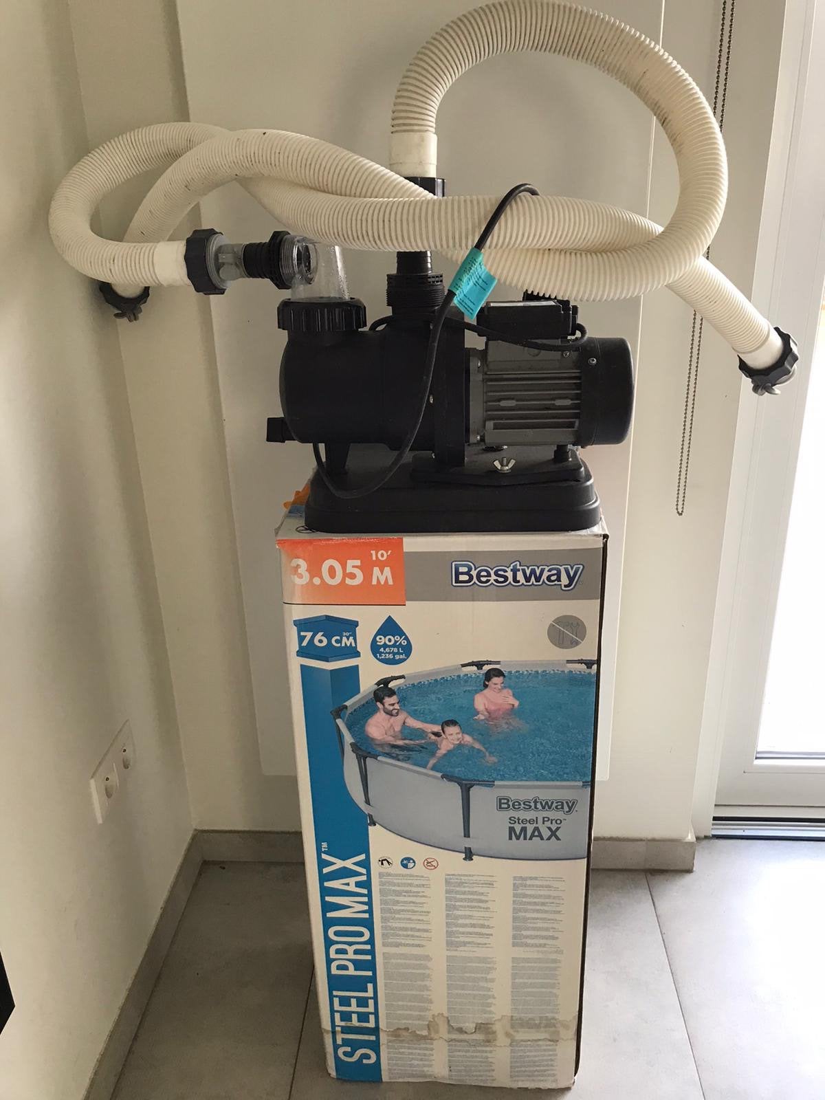 Intex zwembad + pomp te koop, Tuin en Terras, Ophalen, Zo goed als nieuw