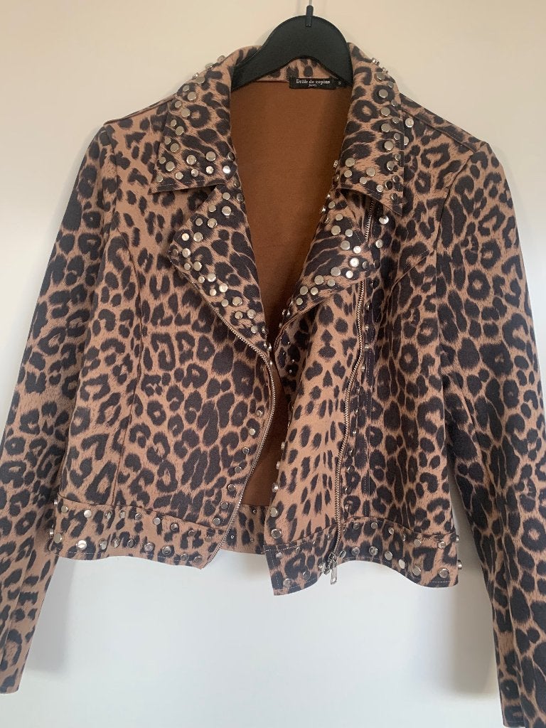 bikerjack Drôle de Copine luipaard studs – nieuw – maat S, Kleding | Dames, Bruin, Nieuw, Ophalen of Verzenden, Maat 36 (S)