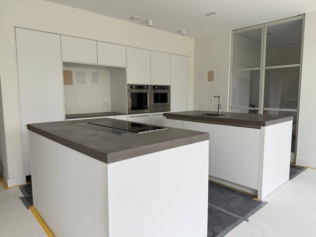 #9 SieMatic uitgeruste keuken met 2 eilanden, Ophalen, Wit, Composiet, Met kookeiland