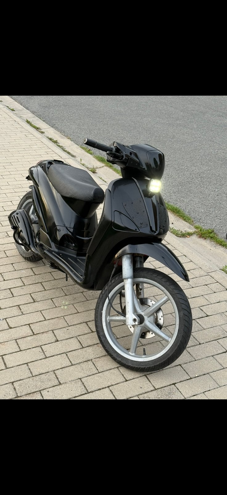 Piaggio scooter met alle papieren, Ophalen, Zo goed als nieuw, Klasse B (45 km/u), Benzine