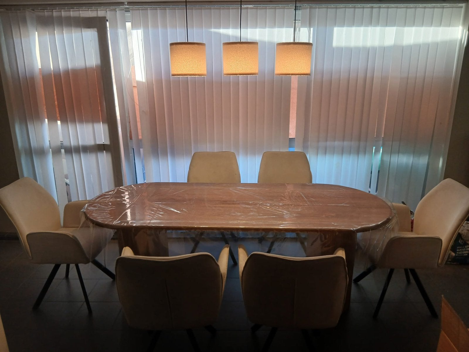 Grande table ovale pour salle a manger+ 6 chaises incluses, Maison & Meubles, Enlèvement, Comme neuf