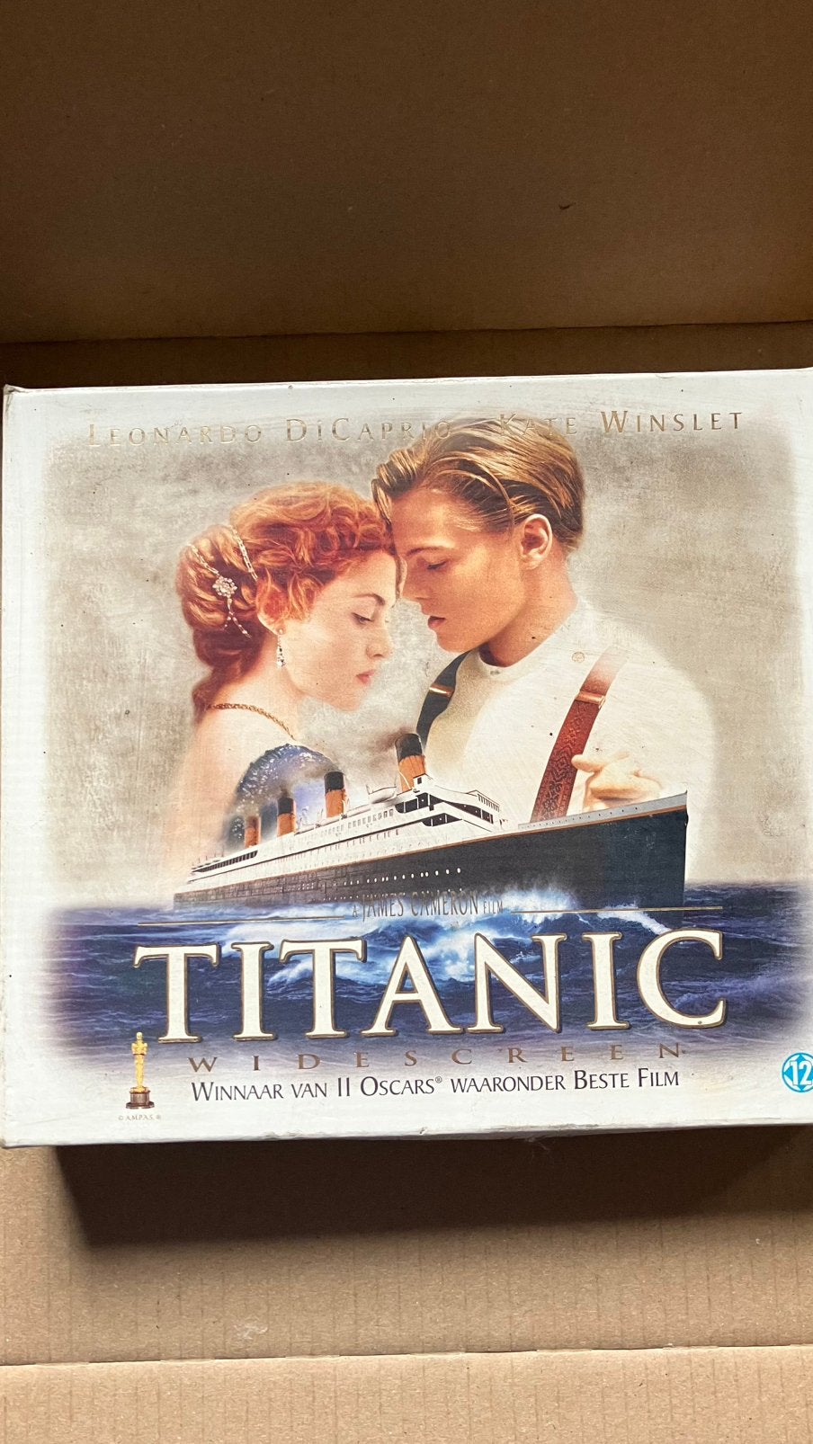 Titanic VHS Collectors Edition Eyxclusive 35mm Film Cell, Cd's en Dvd's, Ophalen, Zo goed als nieuw