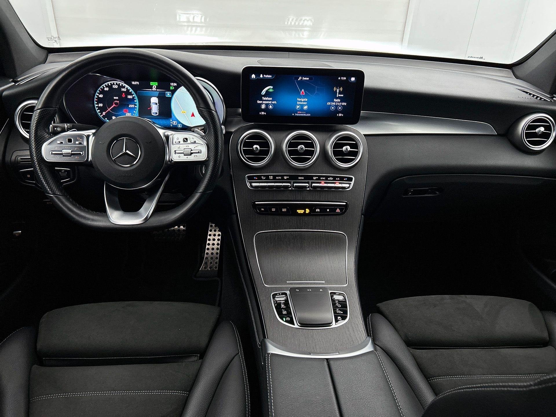 Mercedes-Benz GLC-Klasse 200 4MATIC Coupé AMG Line | Night, Automaat, 197 pk, Gebruikt, 4 cilinders