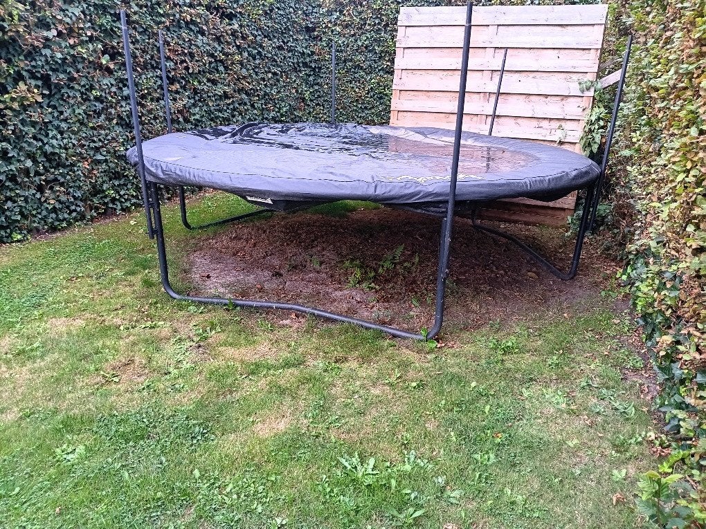 Trampoline, Ophalen, Gebruikt