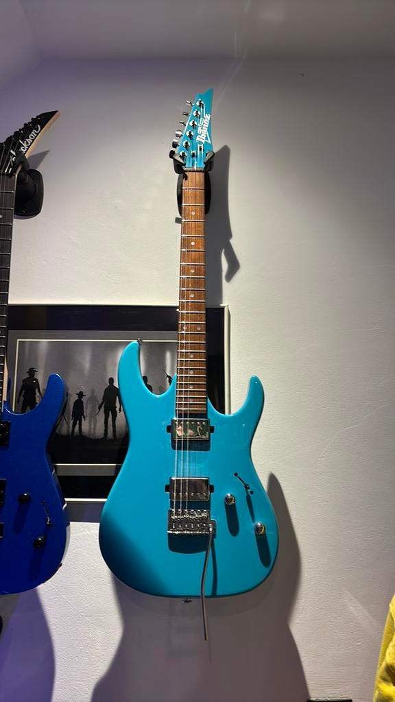 Ibanez gio, Muziek en Instrumenten, Ophalen, Zo goed als nieuw