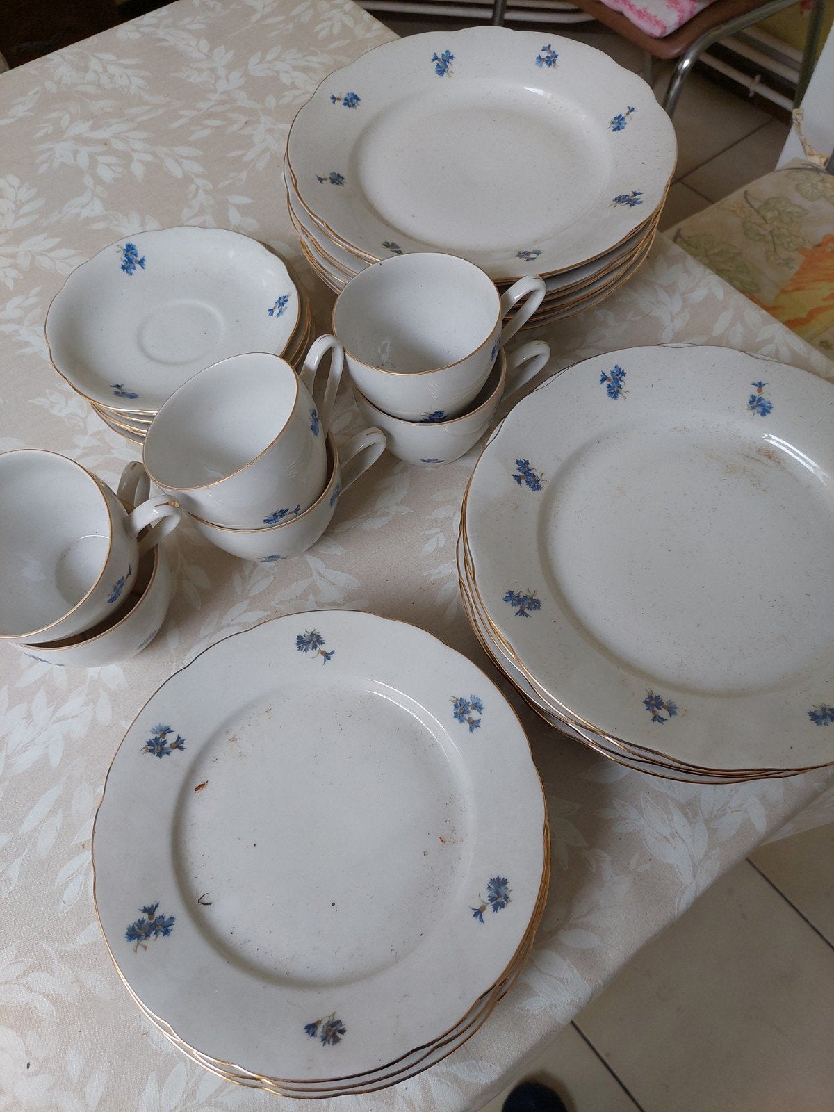 Porseleinen eetservies, Ophalen