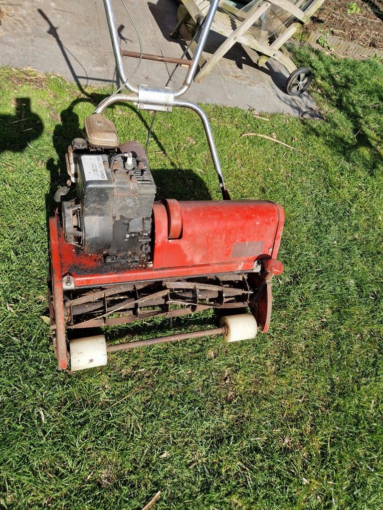 Gras maaier , werkt nog , geen opvangbak aanwezig, Ophalen, Opvangbak