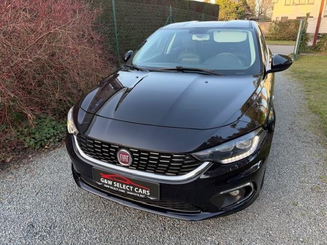 Fiat Tipo 1.4 *Lounge*12/2020*27.700km*Garantie*Topstaat!!, Auto's, USB, Zwart, Leder, Bedrijf