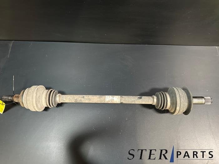 Arbre de transmission arrière droit d'un Mercedes Vito, 3 mois de garantie, Utilisé, -, -