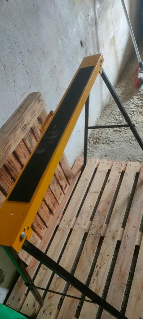 Tréteau en fer pliable, Bricolage & Construction, Établis, Enlèvement