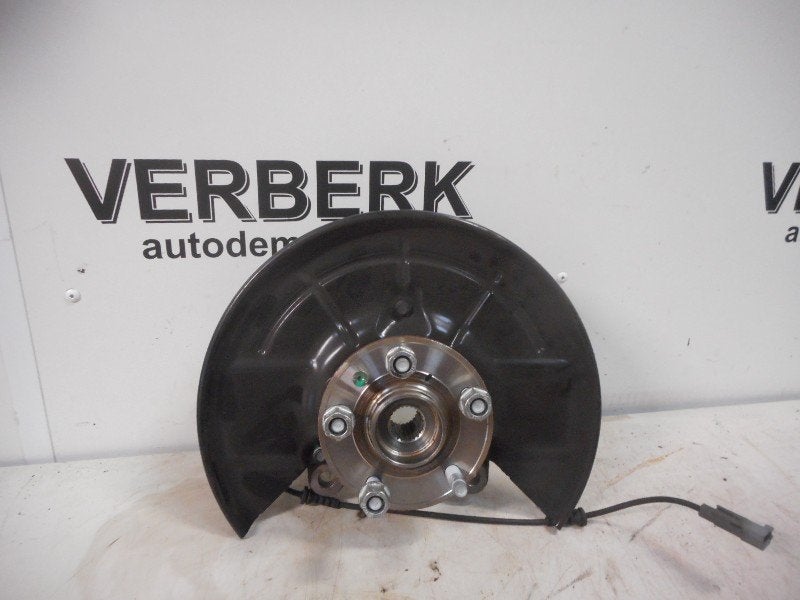WIELNAAF LINKS VOOR Opel Mokka / Mokka X (95286840), Gebruikt, Opel, Opel Automobile GmbH, Kontakt-opel@opel.com